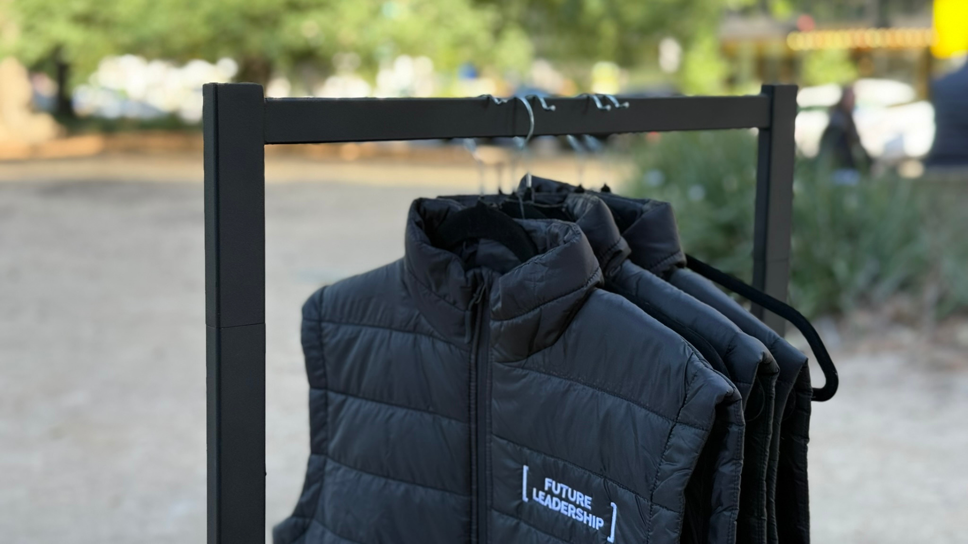 FL VEST